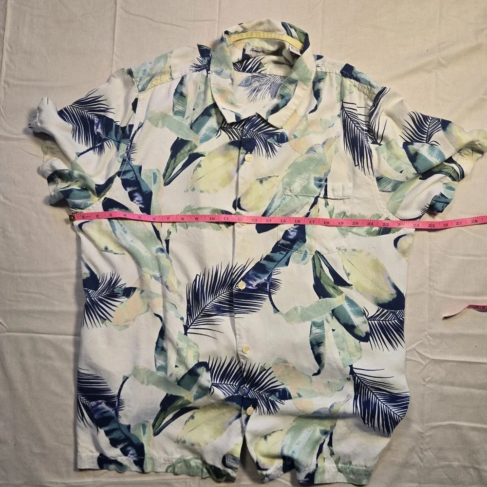 Tommy Bahama 100% Silk Floral Hawaiian Shirt Mens XL Short Sleeve White